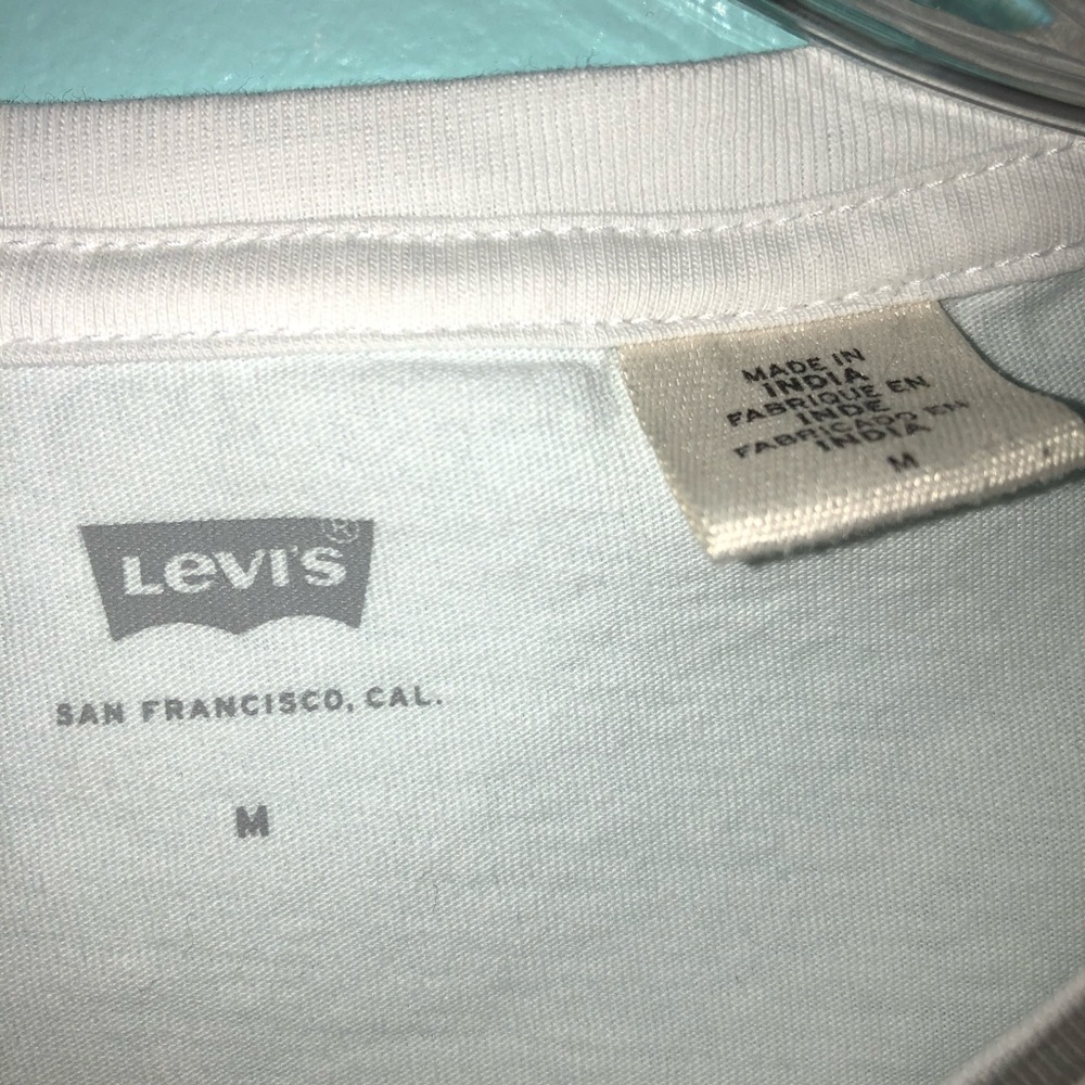 LEVIS LOGO TEE - Picture 5 of 6